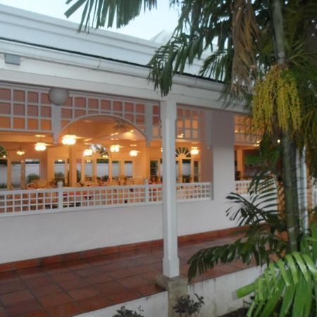 Hotel Pommarine 브리지타운 외부 사진